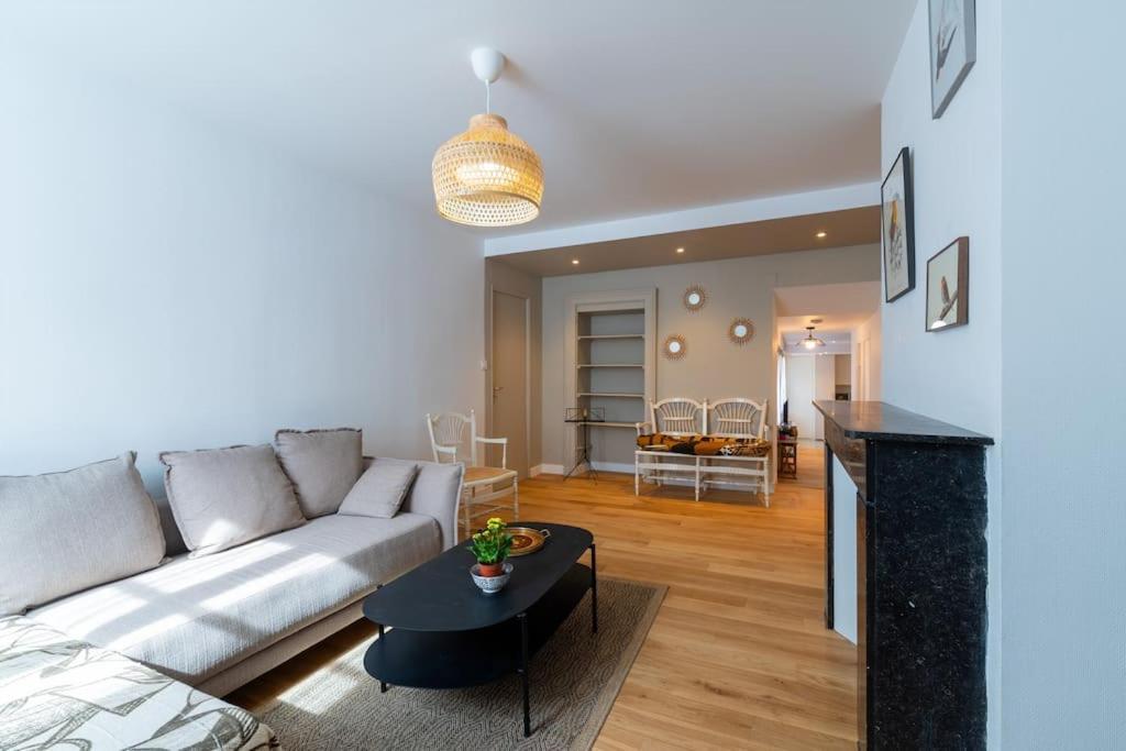 Appartement Meuse & Mono, En Hyper Centre Charleville-Mézières 외부 사진